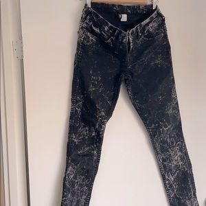 Acid wash skinny jeans